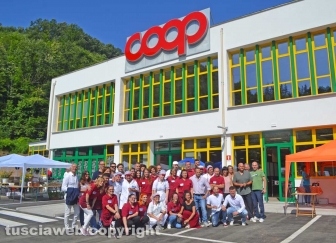 Capranica - L’inaugurazione del centro commerciale all'ex Mineral Neri