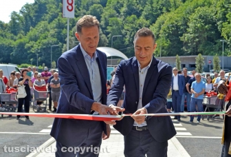 Capranica - L’inaugurazione del centro commerciale all'ex Mineral Neri