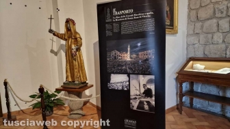 L'inaugurazione della mostra Macchine di Pace