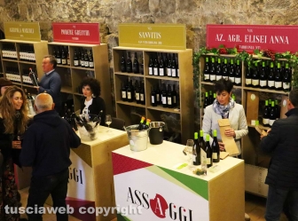 Viterbo - Taglio del nastro per Assaggi