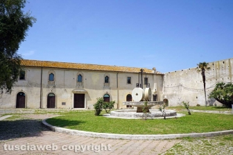 L'inaugurazione dell'ostello nel castello di Santa Severa