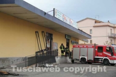 L'incendio il giorno dopo