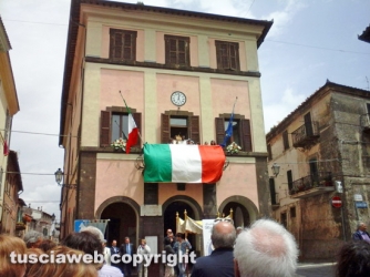 Corpus Domini - L\'infiorata a Valentano