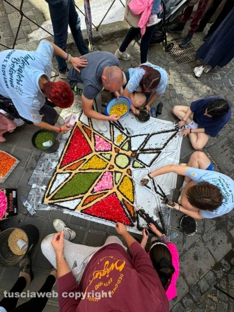 Bolsena - L'infiorata