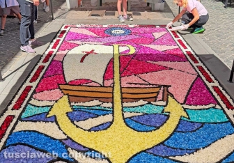 Bolsena - L'infiorata del Corpus domini