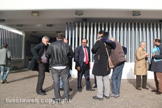 Ingroia indagato per calunnia, l\'ex pm a Viterbo per l\'interrogatorio - L\'uscita