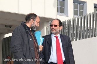 Ingroia indagato per calunnia, l\'ex pm a Viterbo per l\'interrogatorio - All\'uscita con l\'avvocato Fabio Repici