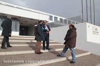 Ingroia indagato per calunnia, l\'ex pm a Viterbo per l\'interrogatorio - All\'uscita con l\'avvocato Fabio Repici e gli uomini della scorta