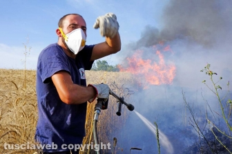 L'intervento di pompieri e protezione civile