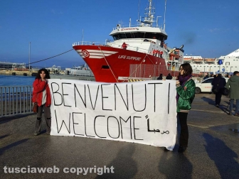 Civitavecchia - L'arrivo della ong Life Support in porto