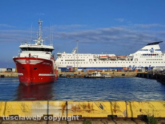 Civitavecchia - L'arrivo della ong Life Support in porto