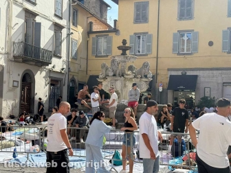 Trasporto della macchina di Santa Rosa - Lo sgombero delle sedie e dalle fontane