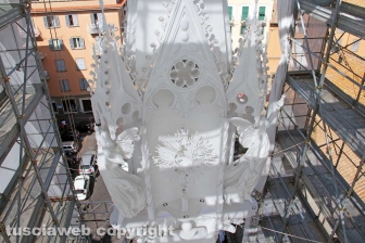 Lo sguardo di santa Rosa sulla città