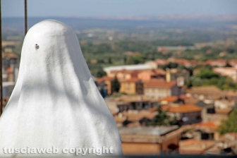 Lo sguardo di santa Rosa sulla città