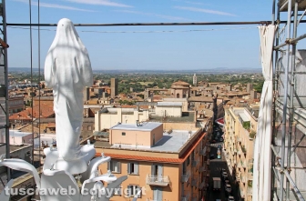 Lo sguardo di santa Rosa sulla città