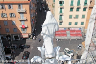 Lo sguardo di santa Rosa sulla città