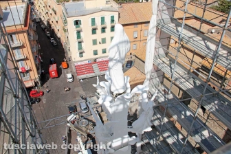 Lo sguardo di santa Rosa sulla città