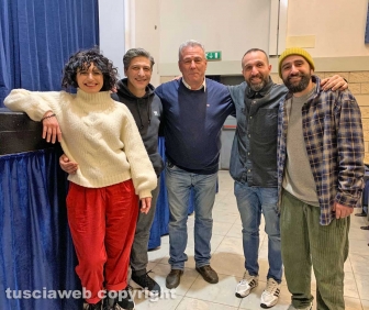 Lo spettacolo "Una zitella da sposare" al teatro Bianconi di Carbognano