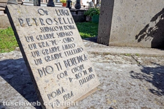 Luigi Petroselli