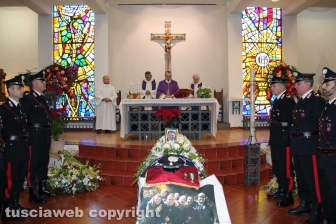 L'ultimo saluto al brigadiere Massimo Franceschini