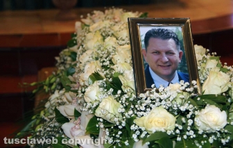 L'ultimo saluto al brigadiere Massimo Franceschini