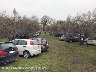 Lunghe file ai seggi