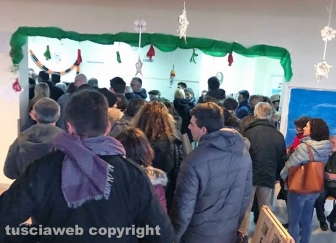 Lunghe file ai seggi