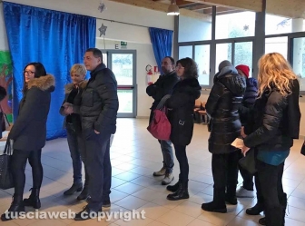 Lunghe file ai seggi