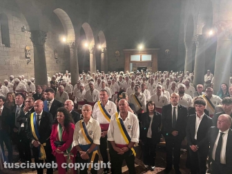 Viterbo - Santa Rosa 2025 - I facchini nella chiesetta di piazza San Sisto