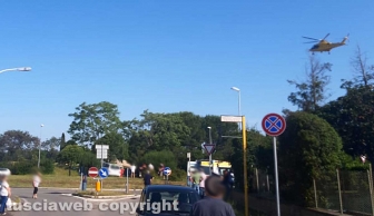 Montalto di Castro - Fuori strada con la macchina