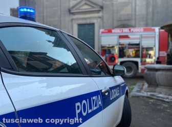 Incendio in un magazzino