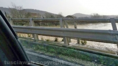 Il Tevere – La situazione a ponte Felice – Foto Ruggero Guazzoni