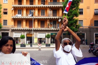 Manifestazione per Cuba
