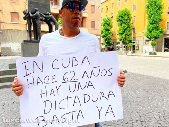 Manifestazione per Cuba