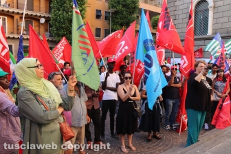 Viterbo - La manifestazione in ricordo di Naceur Messaoudi