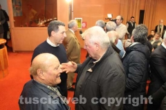 Attesa per l\'arrivo di Alfano