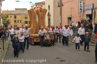 Marta celebra la festa della Madonna del Monte