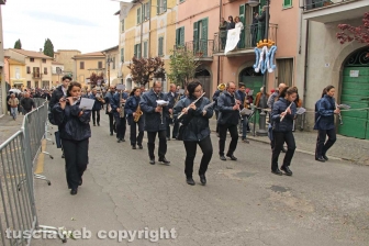 Marta celebra la festa della Madonna del Monte