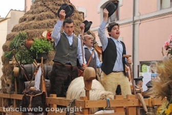 Marta festeggia la Madonna del Monte