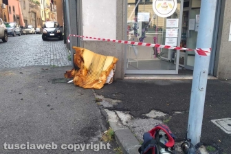 Viterbo - Incendio in via Chiodaroli