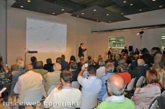 Matteo Renzi in treno nella Tuscia