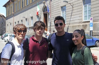 Viterbo - Maturità 2019 - Studenti del liceo Ruffini