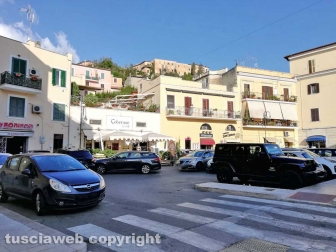Terracina - Piazza Fontana Vecchia