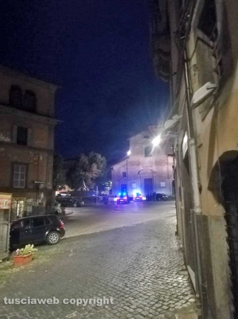 Mega rissa a Piazza San Faustino