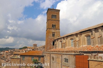 Una via intitolata ad Almirante