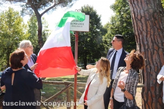 Una via intitolata ad Almirante