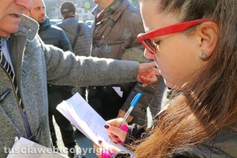 Viterbo - Mercato, sit-in di protesta degli ambulanti
