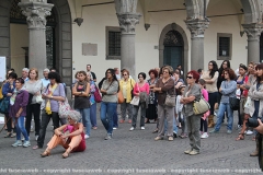 \"Scarpe rosse contro il femminicidio\" in piazza del comune