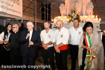 Santa Rosa - Viterbo – Rosa Virtutis illumina e incanta il quartiere Santa Barbara