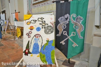 Acquapendente - Il minipugnalone delle classi prime della scuola dell'infanzia Rosa Venturini